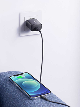 Aukey Swift 25W PD Wall Charger hálózati adapter Aukey Swift 25W PD Wall Charger hálózati adapter
