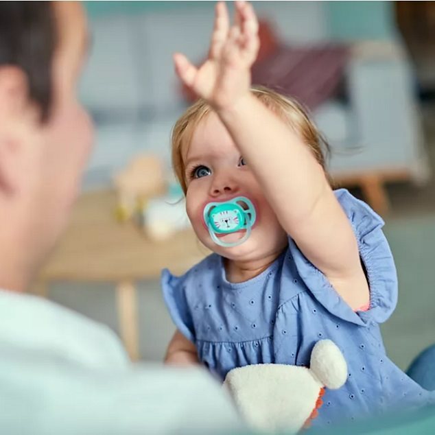 Sada dóz Philips AVENT VIA pohárky