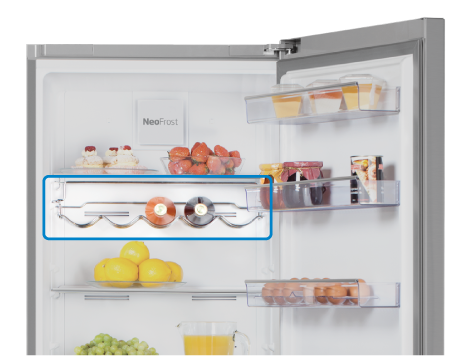 Vestavná lednice BEKO BCNA275E4SN s mrazákem dole