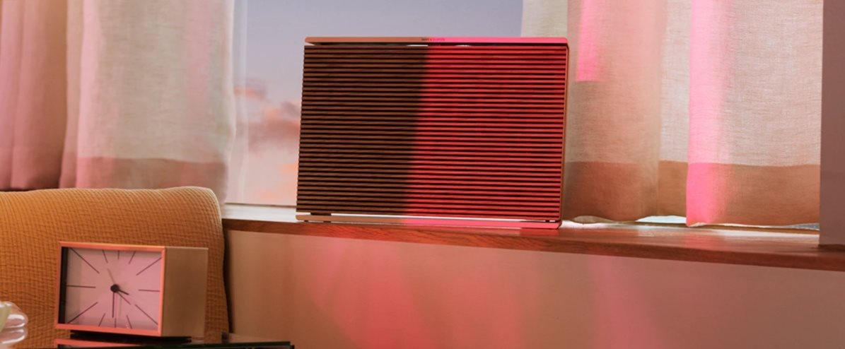 Bang & Olufsen Beosound LEVEL Gold tone