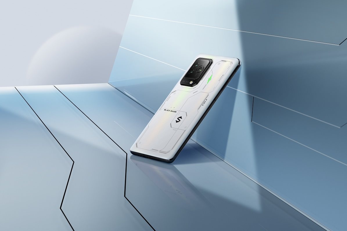 MBlack Shark 5 Pro 5G Smartphone