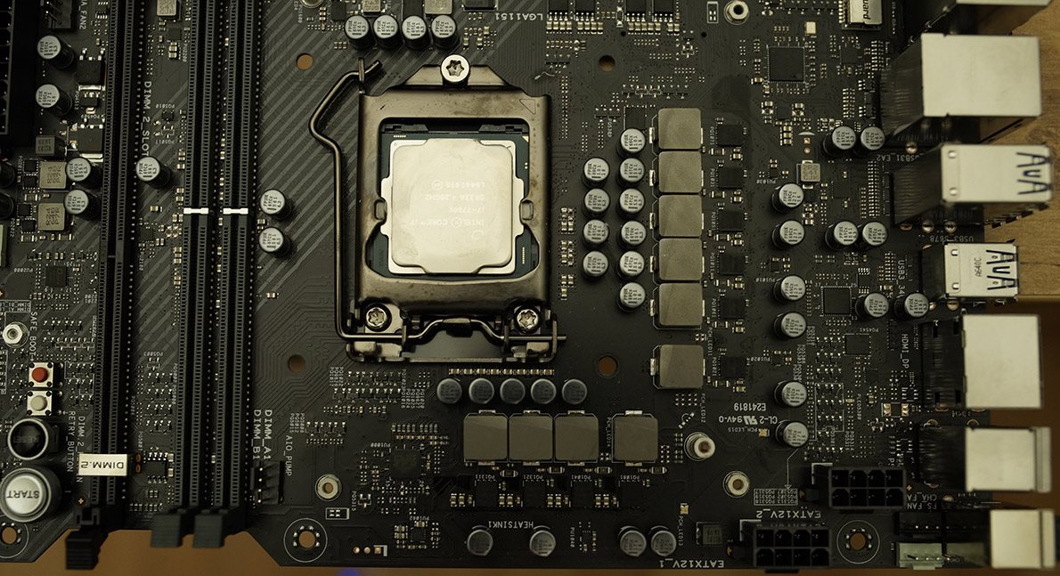 ASUS MAXIMUS IX APEX ASUS MAXIMUS IX APEX