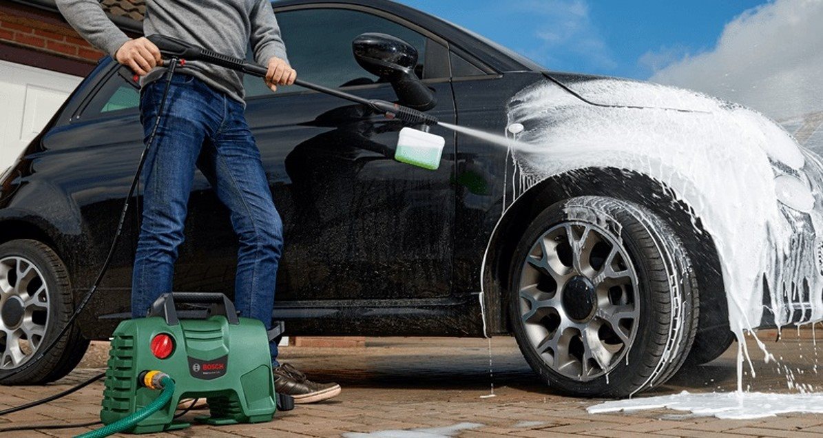 Vysokotlaký čistič BOSCH EasyAquatak 120