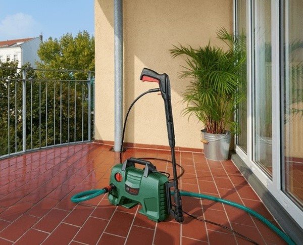 Vysokotlaký čistič BOSCH EasyAquatak 120