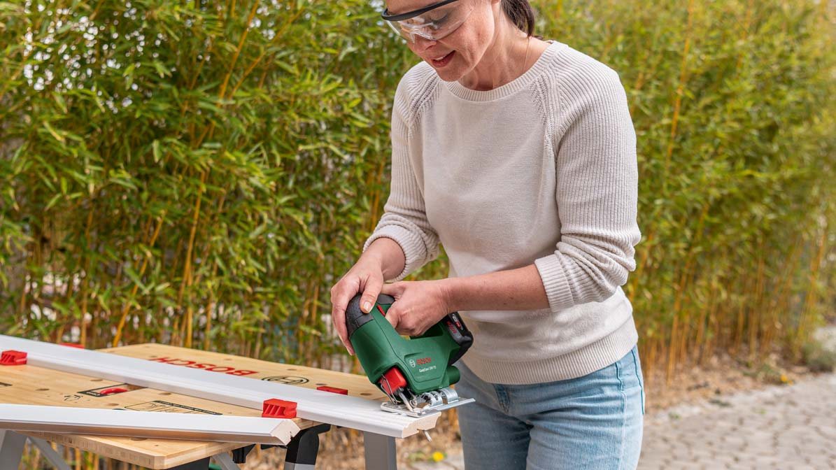 Pila Bosch EasySaw 18V-70