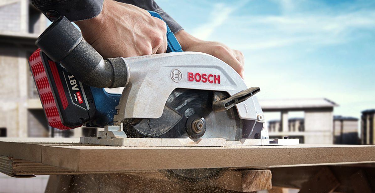 Okružná píla Bosch GKS 185-Li (bez aku) Professional 0.601.6C1.224 s akumulátorovým pohonom