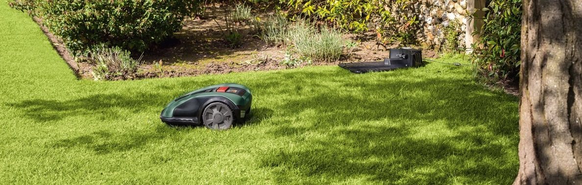 Robotická sekačka Bosch Indego M 700 Chytré a přesné sečení trávníku