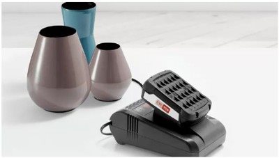 Tyčový aku vysávač Bosch BBS812PCK 