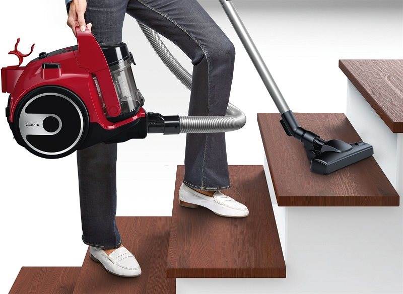 BOSCH BGC05AAA2 700W bagless vacuum cleaner