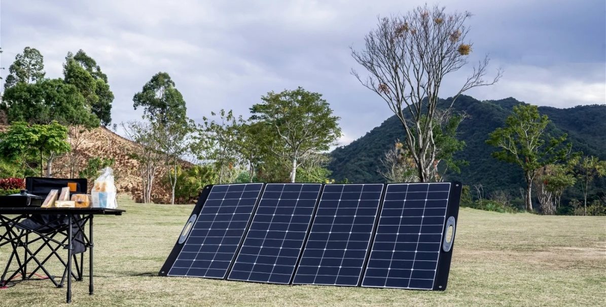 Nabíjacia stanica Oukitel Energy Kit 16384 Wh + 2 x 400W Solar Panel