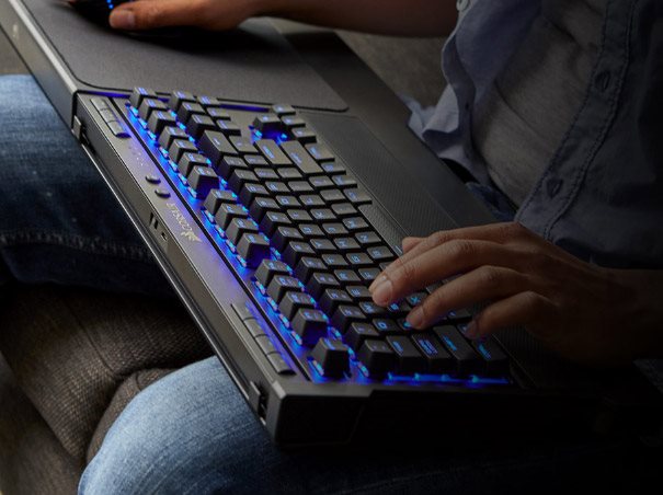 Corsair K63 Wireless US Corsair K63 Wireless US