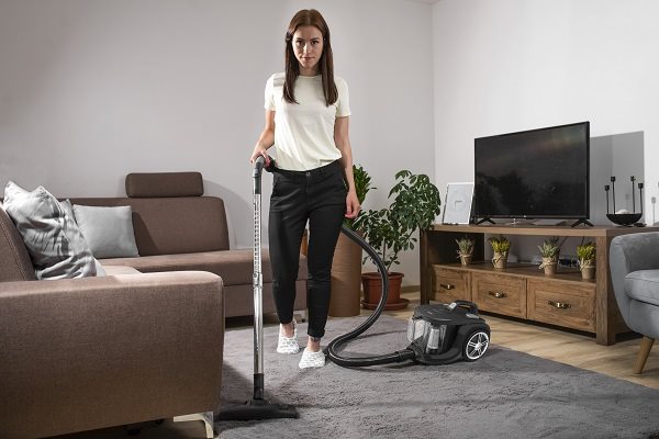 Bezsáčkový vysavač CONCEPT VP5132 SERIOUS 850 W