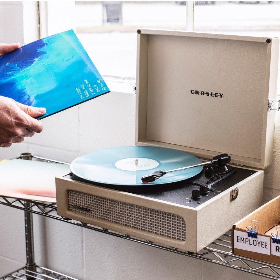 Gramofón Crosley Voyager Dune Gramofón Crosley Voyager Dune