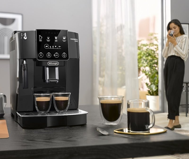 Automatický kávovar De'Longhi Magnifica Start ECAM220.22.GB 