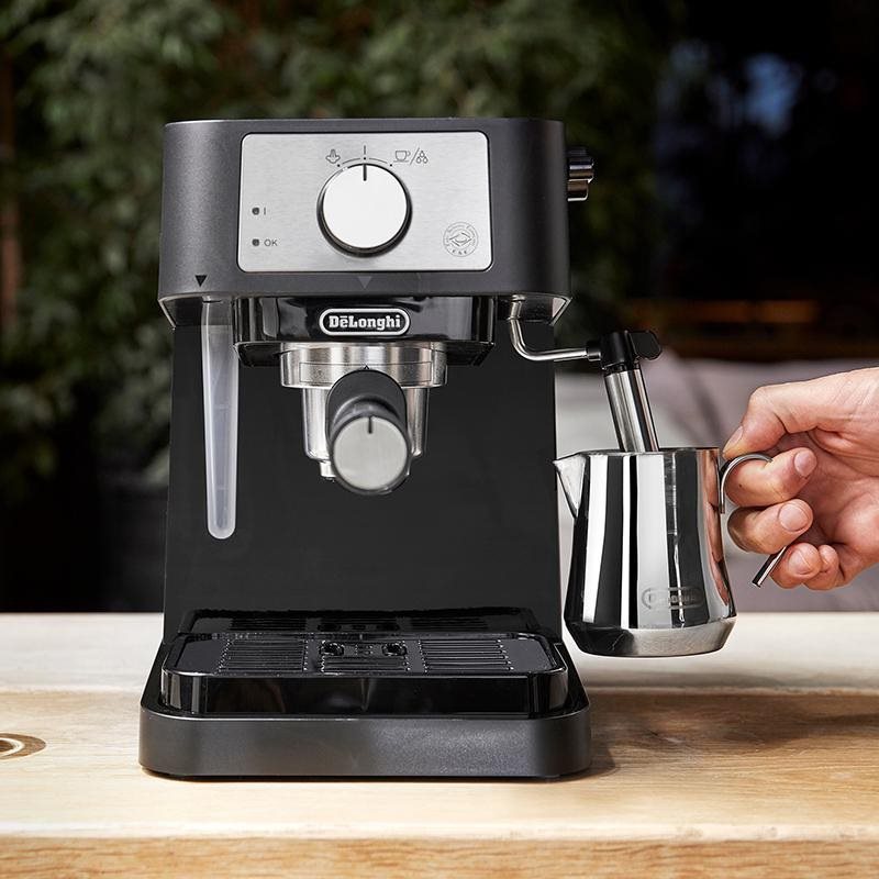 Pákový kávovar De'Longhi Stilosa EC260.BK