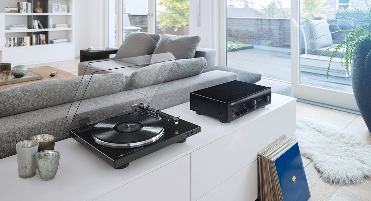 Automatický gramofon DENON DP-300F black