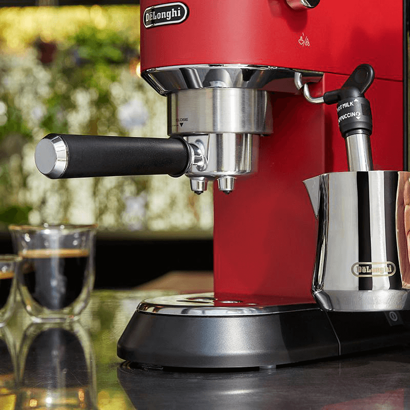 De'Longhi Dedica EC 685.R 