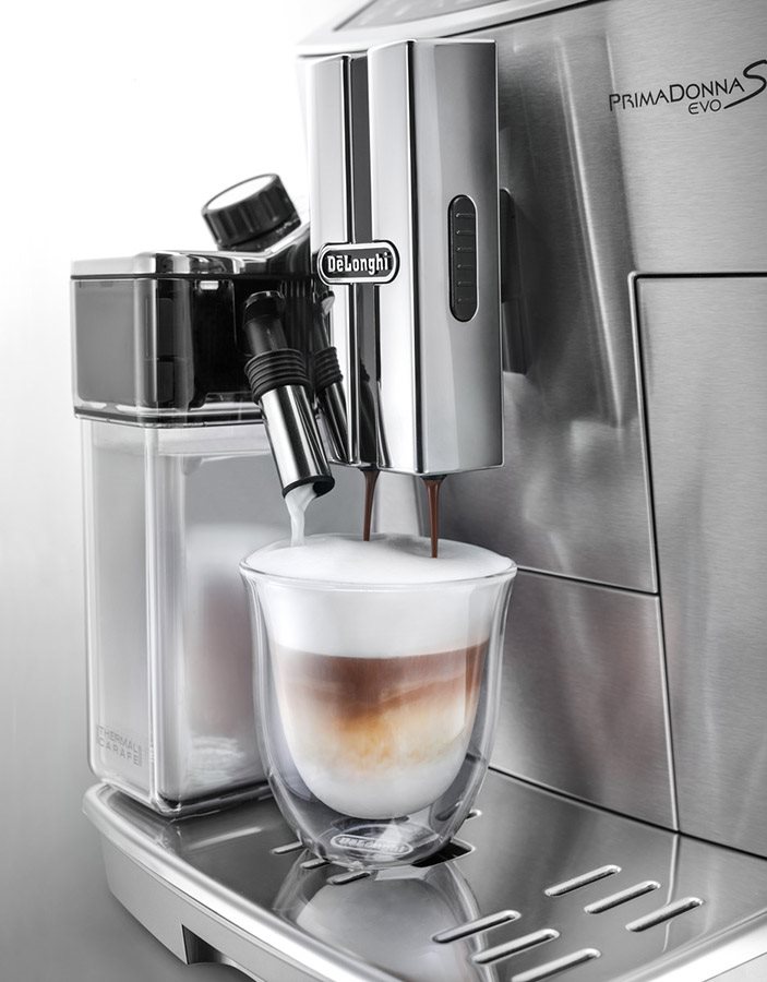 Příprava kávy Automatický kávovar De'Longhi ECAM 510.55