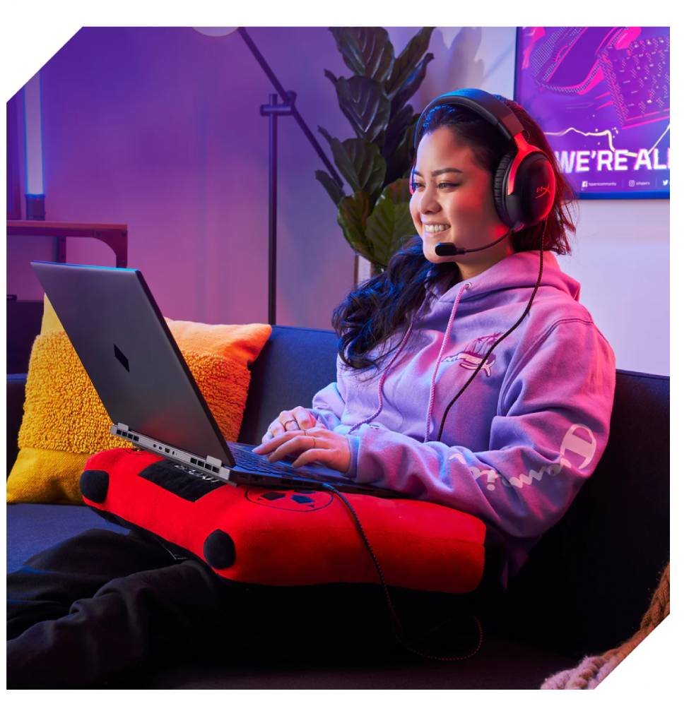 Herní sluchátka HyperX Cloud III Red