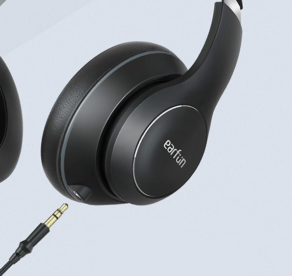Bezdrátová sluchátka EarFun Wave black Odpojitelný kabel