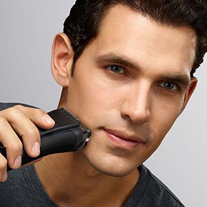 BRAUN Series 3 3020s Black 