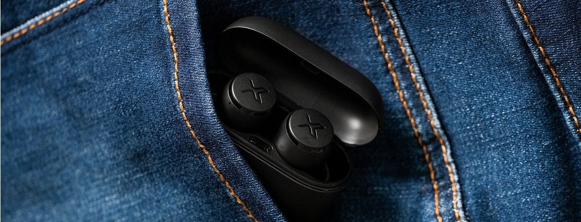 EDIFIER X3 wireless headphones