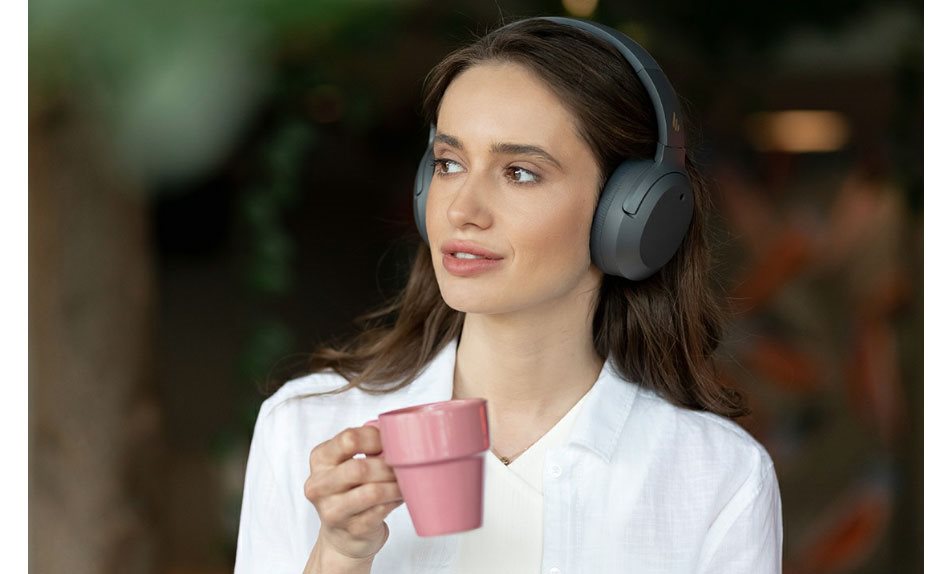 EDIFIER W820NB wireless headphones