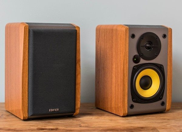 EDIFIER R1010BT Speakers EDIFIER R1010BT Speakers
