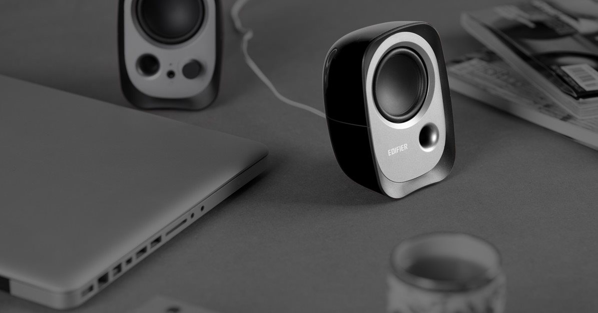 EDIFIER R12U