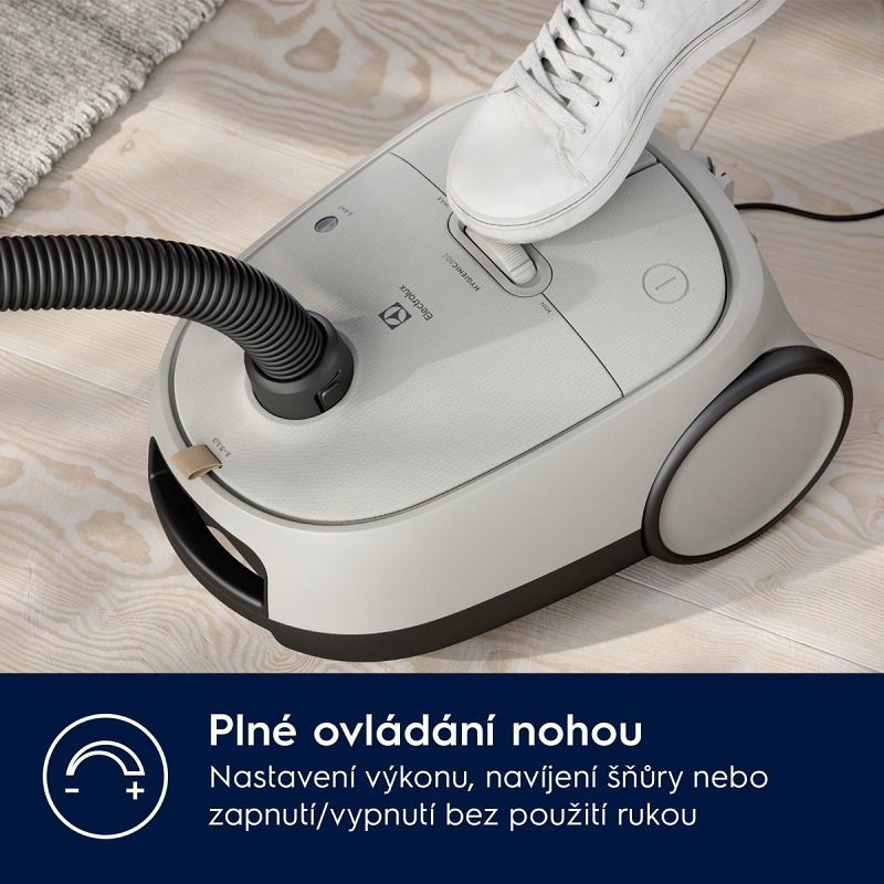 Electrolux 600 Hygienic vacuum cleaner EB61H6SW
