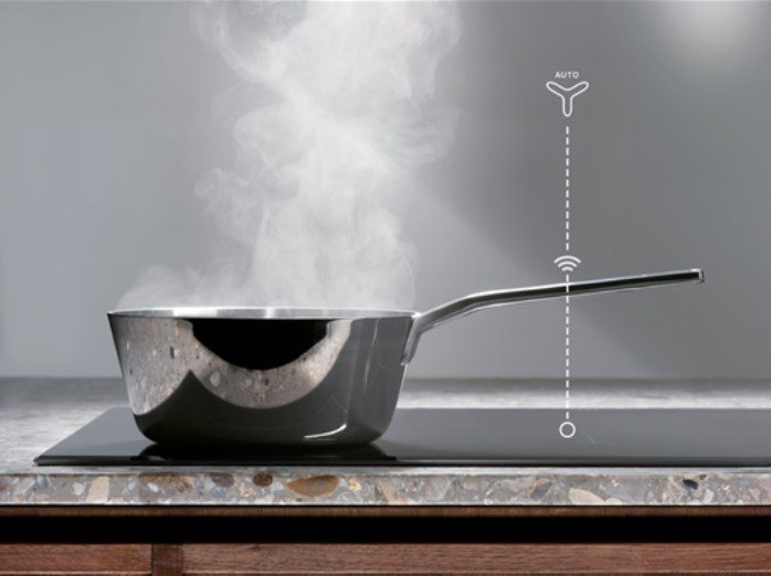 Digestoř ELECTROLUX 700 SENSE Hob2Hood EFF60560OX komínová