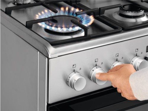Sporák ELECTROLUX EKK64983OX PlusSteam