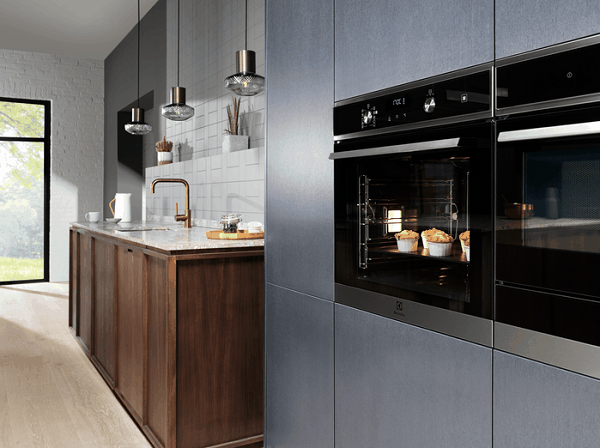 Vestavná trouba ELECTROLUX 600 PRO SteamBake EOD6P77WX