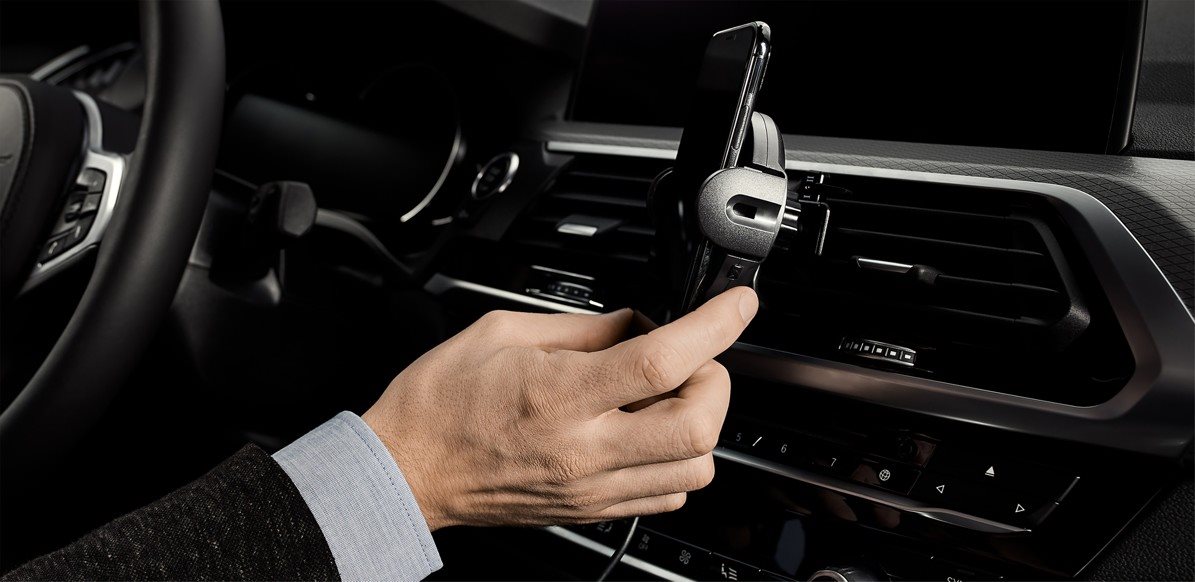Epico Wireless Charging Sensor Car Holder Epico Wireless Charging Sensor Car Holder