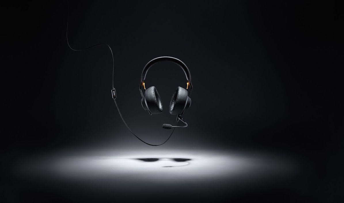 Deliver realistic sound without compromise Fnatic Gear Duel herní sluchátka