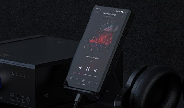 Přenosný přehrávač M11 Plus ESS