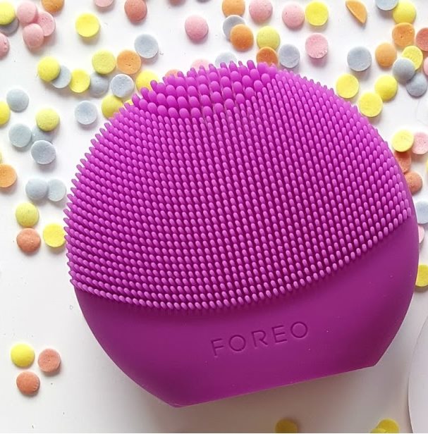 FOREO LUNA play plus čisticí kartáček na pleť
