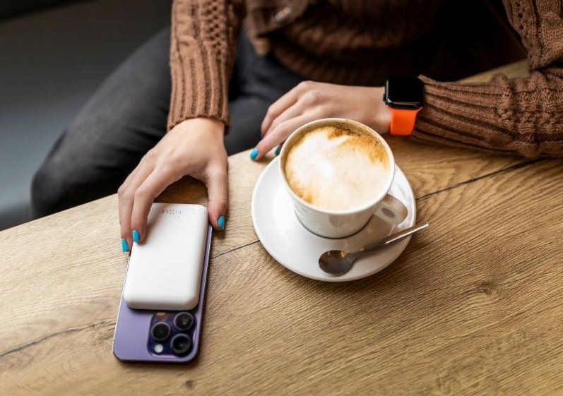 FIXED MagZen power bank FIXED MagZen power bank