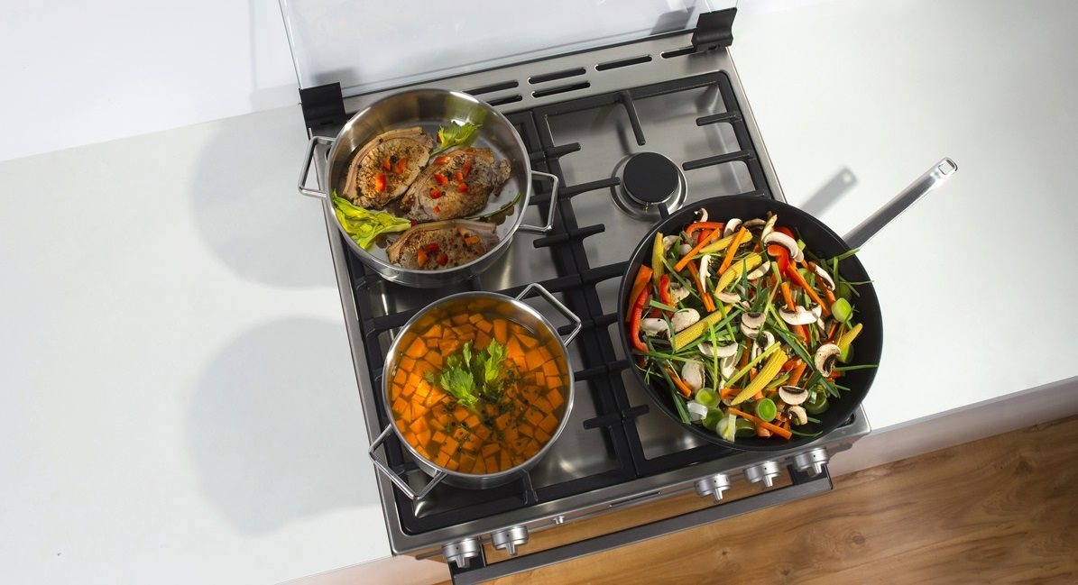 Sporák GORENJE K5352XH plynová deska