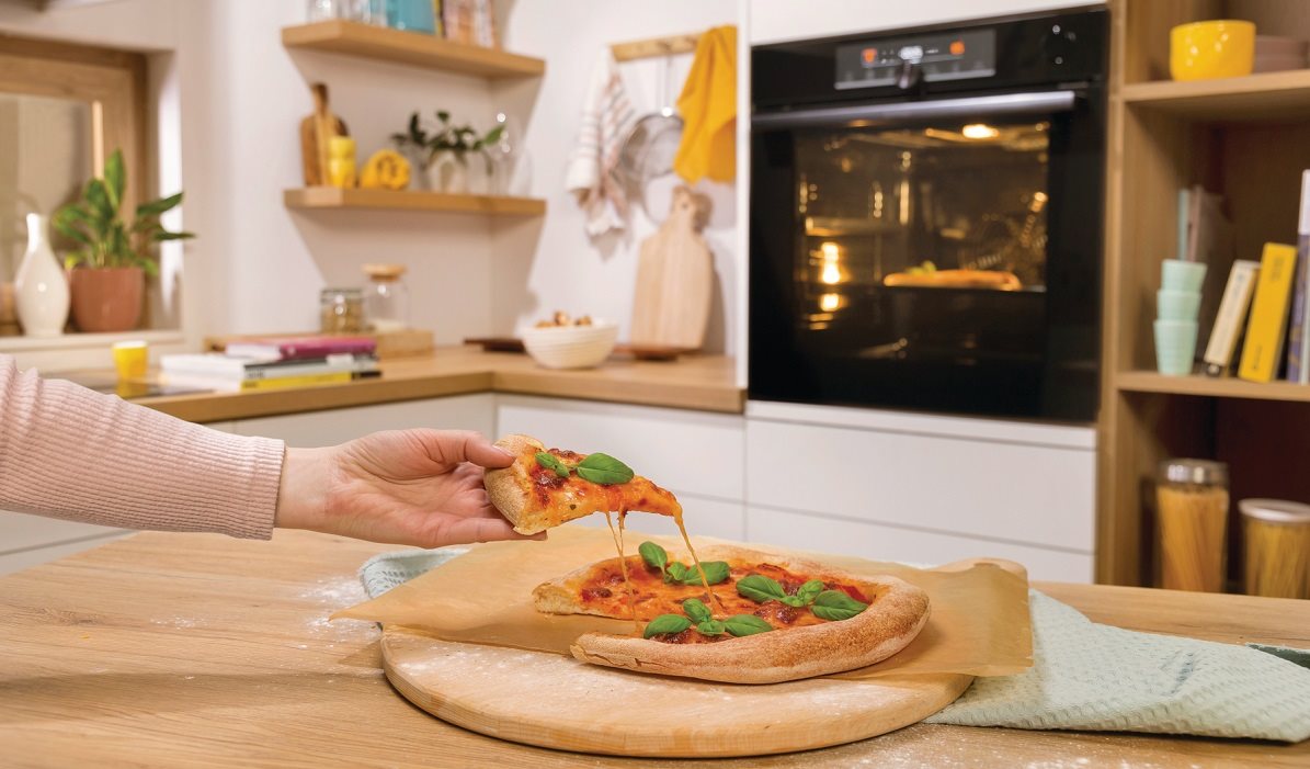 Vestavná trouba GORENJE GBF22ILPMF