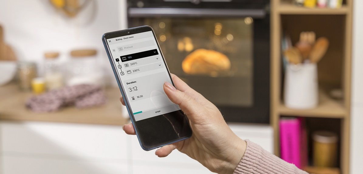 Vestavná trouba GORENJE BSA6747A04BGWI