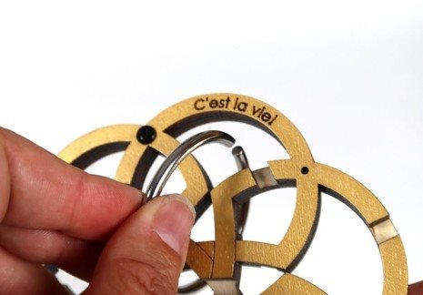 RecentToys C'est La Vie