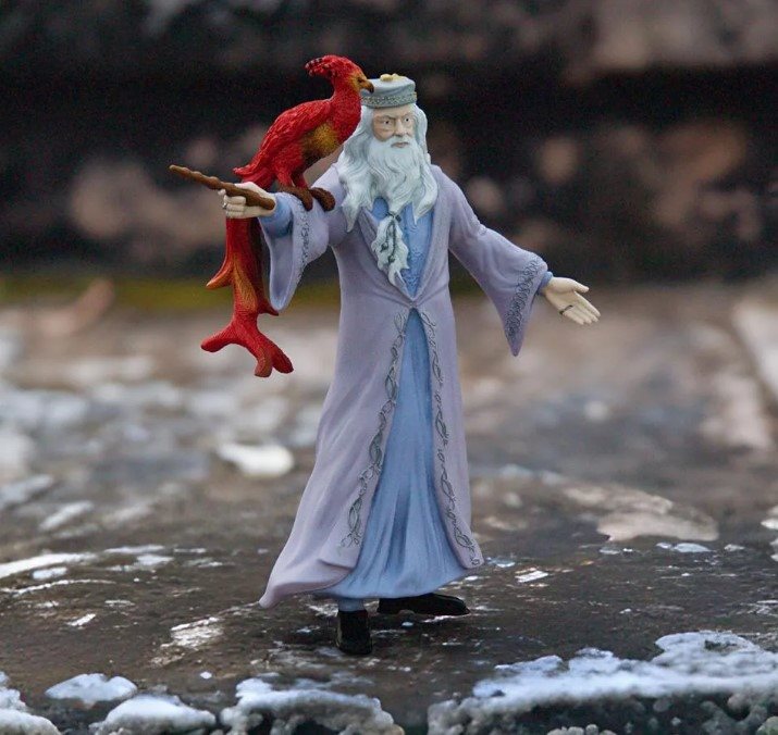 Figúrky Schleich Harry Potter - Dumbledore a Fawkes™ 42637