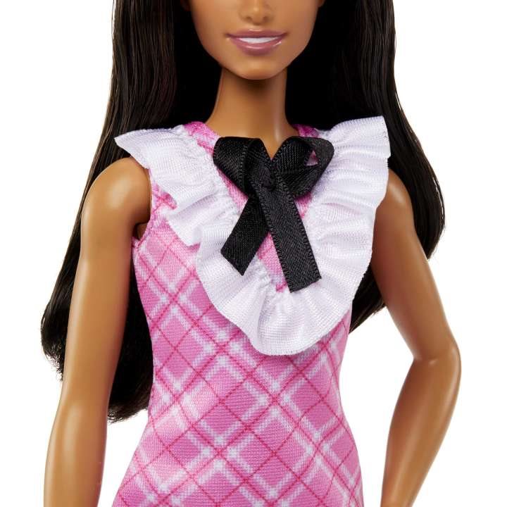 Bábika Barbie Modelka – Ružové kockované šaty