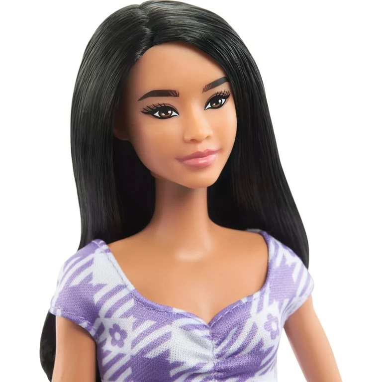 Bábika Barbie Modelka – Fialkové kockované šaty