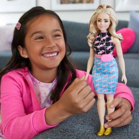 Bábika Barbie Modelka – Čierno-modré šaty s ľadvinkou