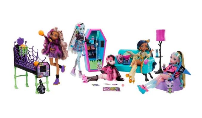 Nábytok pre bábiky Monster High Strašidelná študovňa monsteriek