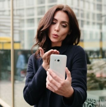 Skvělý pro milovníky selfie