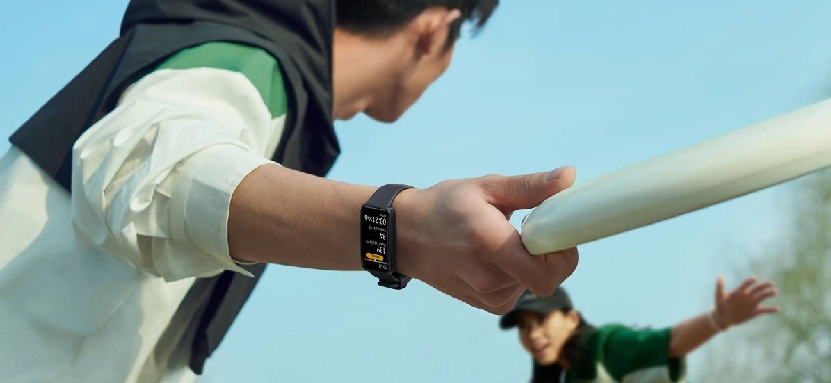 Fitness náramok HUAWEI Band 8