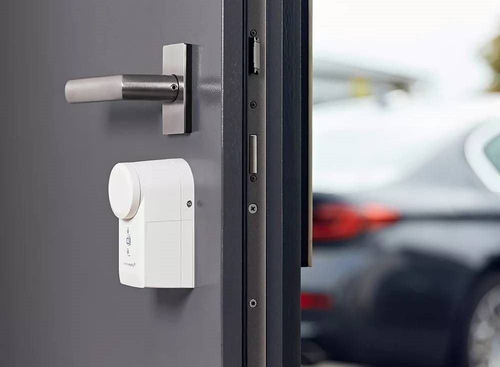 Homematic IP smart door lock actuator - HmIP-DLD Homematic IP smart door lock actuator - HmIP-DLD